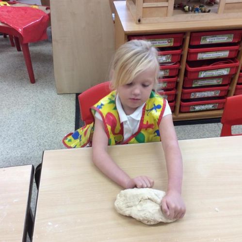 ‘Little Red Hen’ bread buns