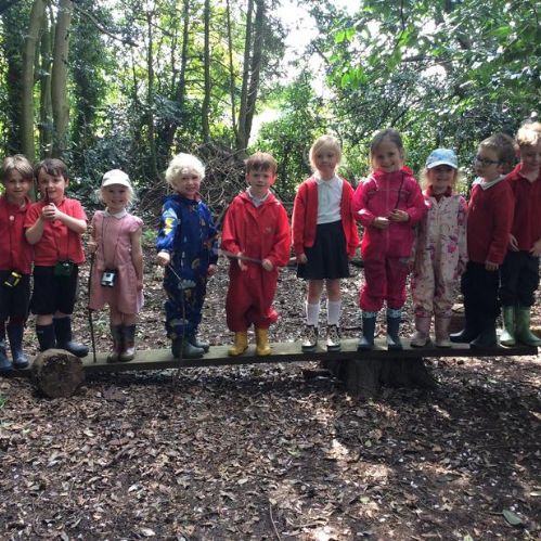 We enjoyed an afternoon of birdwatching and making natural feeders at Forest School